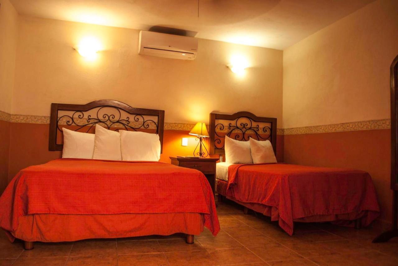 Maya Campeche Hotel Esterno foto